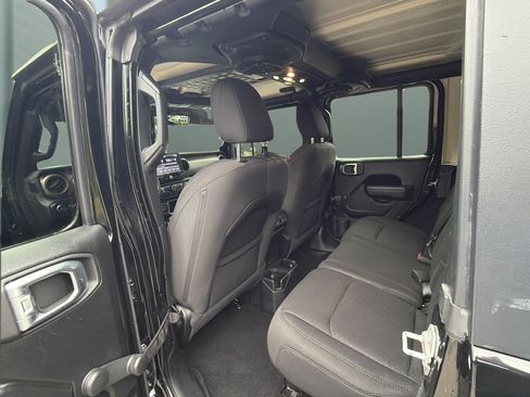 Used 2020 Jeep Wrangler Unlimited Sport AWD/4WD image 11