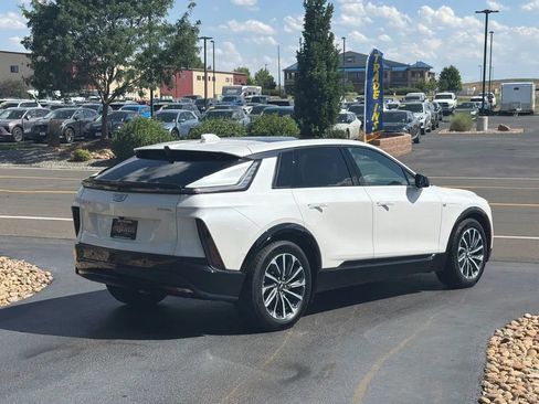Used 2024 Cadillac Lyriq Sport AWD/4WD image 75