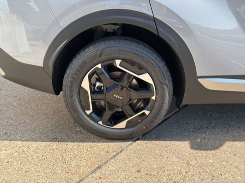 New 2026 Kia Sportage S AWD/4WD image 9