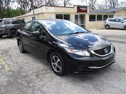 Used 2015 Honda Civic SE image 4