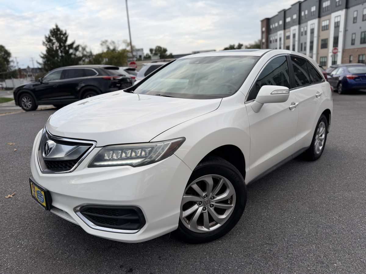 Used 2016 Acura RDX w/ Tech & AcuraWatch Plus Pack AWD/4WD image 3