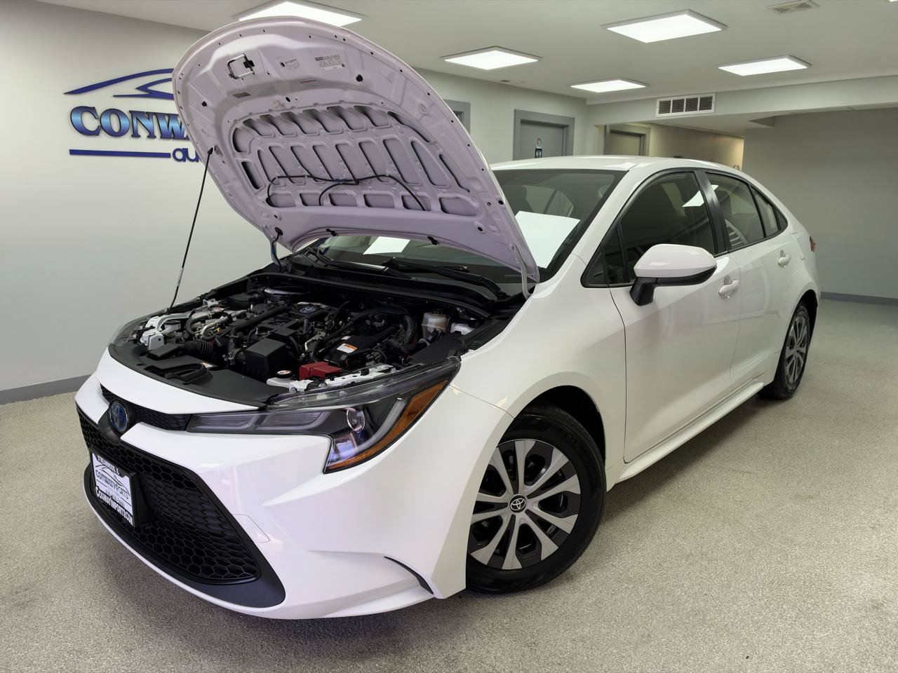 Used 2022 Toyota Corolla LE FWD image 32
