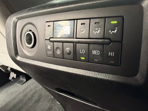 Used 2013 Toyota Sequoia SR5 image 17