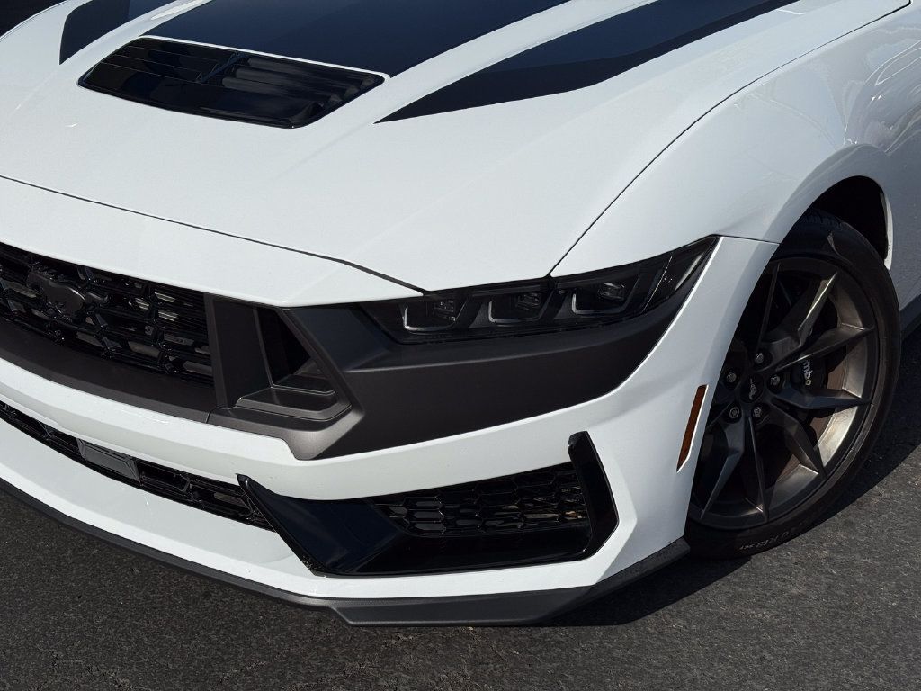 Used 2025 Ford Mustang Dark Horse RWD image 3
