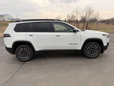 New 2026 Jeep Cherokee Limited image 5