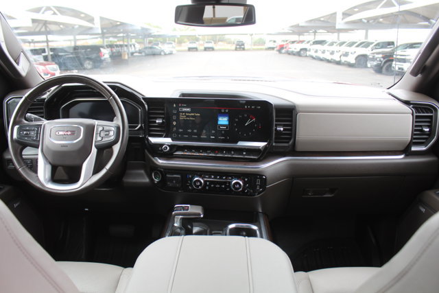 Used 2023 GMC Sierra 1500 SLT AWD/4WD image 21