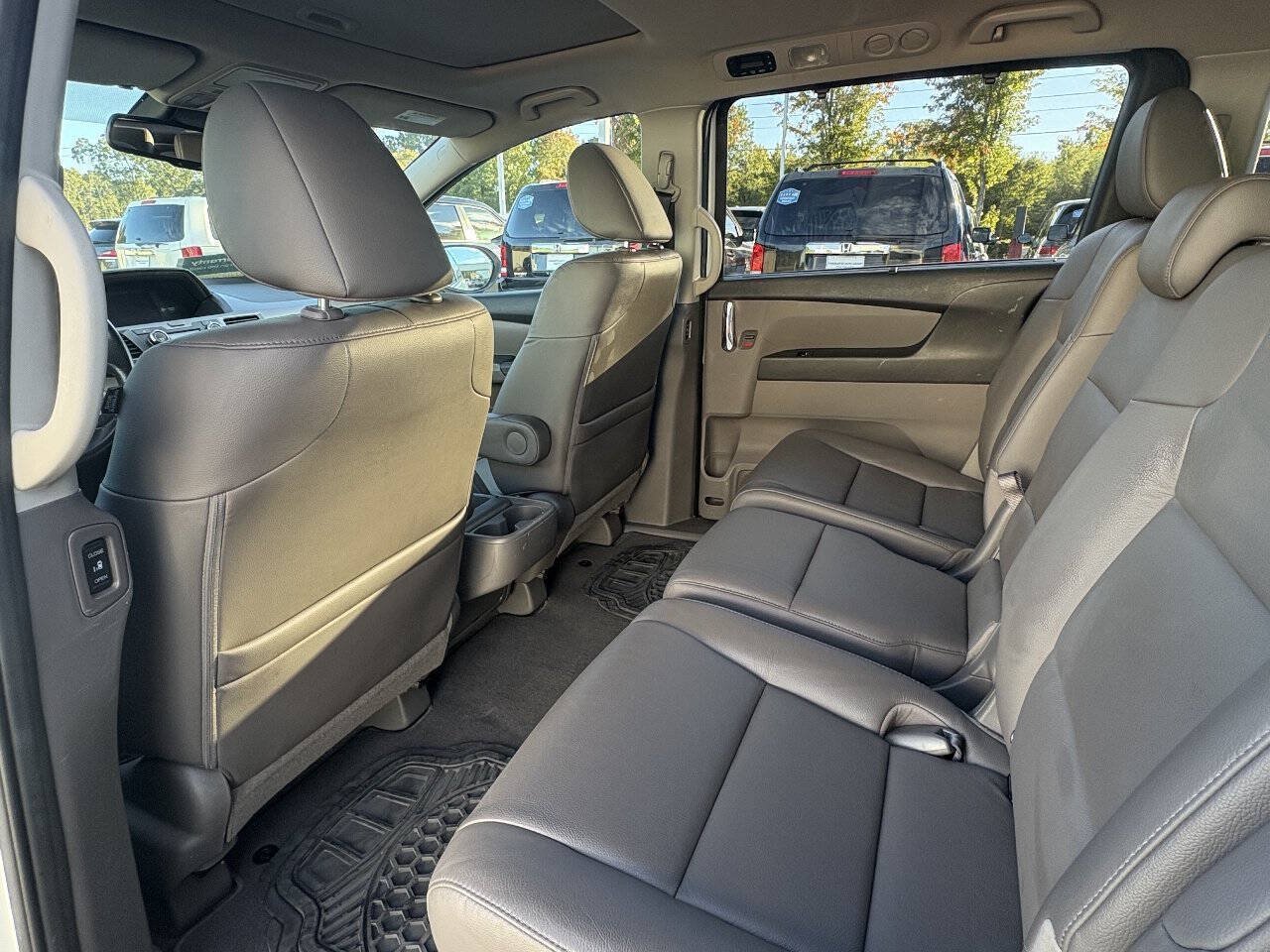 Used 2017 Honda Odyssey EX-L image 17