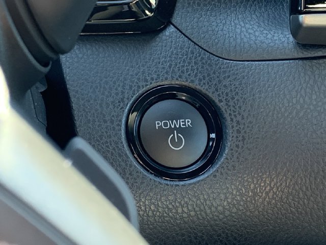 Used 2026 Toyota Camry SE w/ Convenience Package FWD image 14