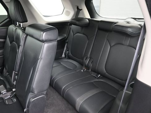 Used 2023 Honda Pilot Touring image 27