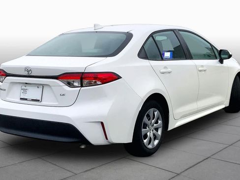 Used 2023 Toyota Corolla LE FWD image 13