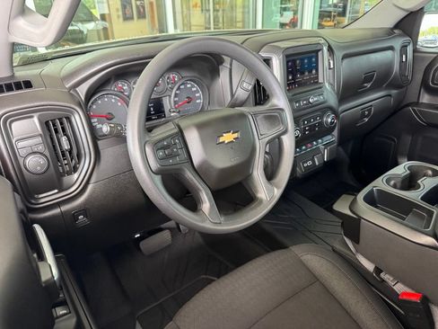 Used 2026 Chevrolet Silverado 1500 Custom w/ Turbomax Blackout Package RWD image 3