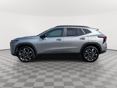 Used 2026 Chevrolet Trax RS w/ Driver Confidence Package FWD image 4