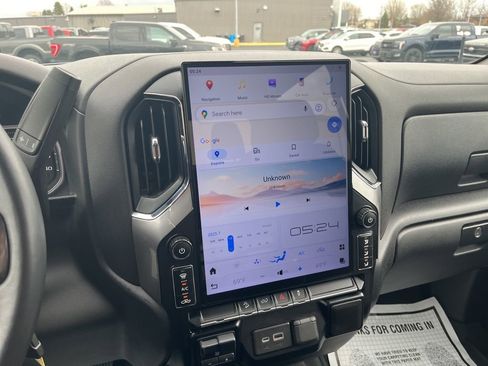 Used 2021 Chevrolet Silverado 1500 Custom Trail Boss image 17