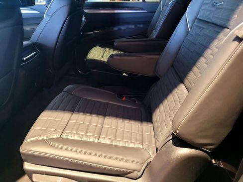New 2026 Cadillac Escalade ESV V w/ LPO, ONYX Package AWD/4WD image 5