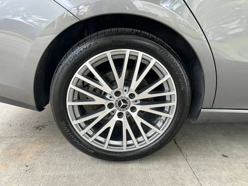 Used 2025 Mercedes-Benz CLA 250 image 17