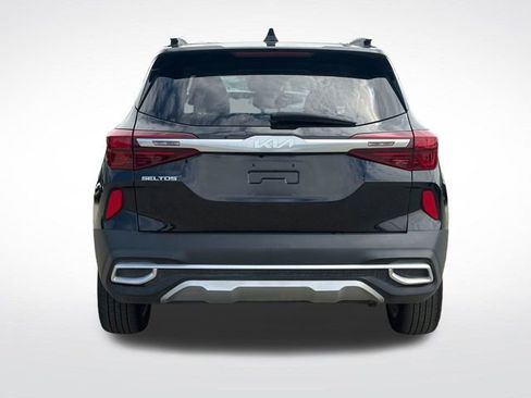 Used 2023 Kia Seltos S image 22
