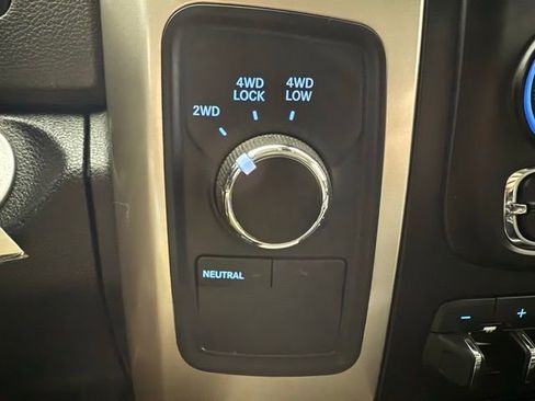 Used 2015 RAM 2500 Big Horn image 38