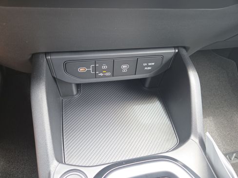 New 2026 Kia K4 FWD image 12