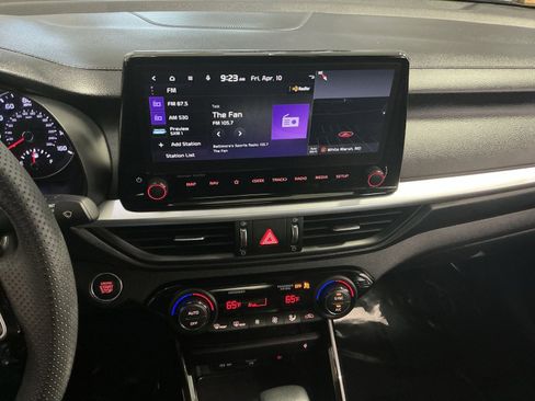 Used 2023 Kia Forte GT-Line w/ GT-Line Premium Package image 19