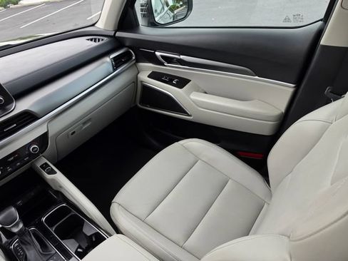 Used 2021 Kia Telluride S AWD/4WD image 25