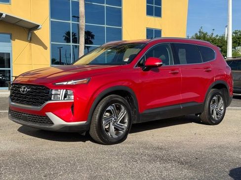 Used 2023 Hyundai Santa Fe SEL image 2