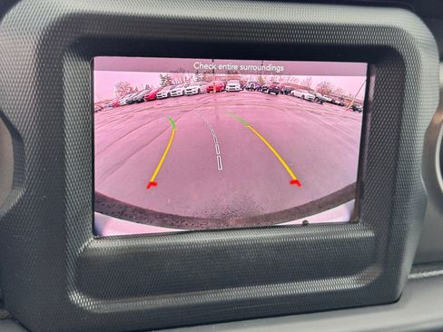 Used 2021 Jeep Wrangler Unlimited Sport image 30