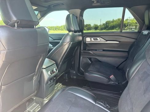 Used 2025 Ford Explorer ST w/ Sun And Sound Package RWD image 23