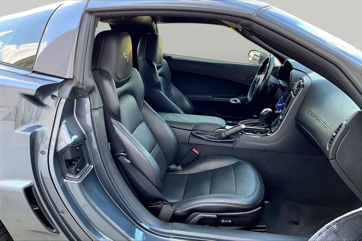 Used 2013 Chevrolet Corvette Grand Sport w/ 3LT Preferred Equipment Group RWD image 8