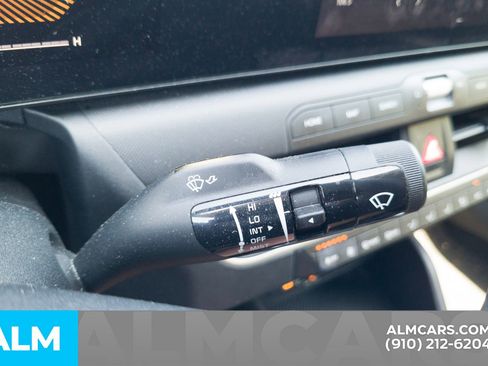 Used 2025 Kia K4 FWD image 13