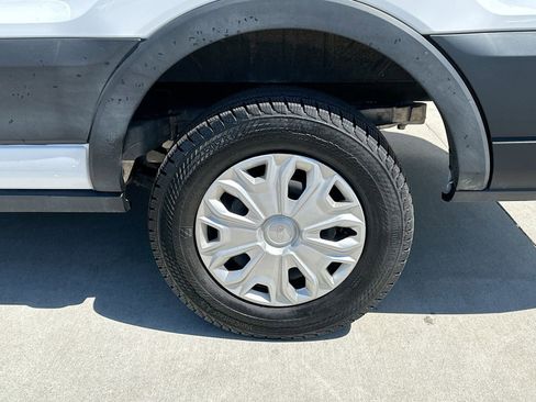 Used 2023 Ford E-Transit Medium Roof w/ Load Area Protection Package RWD image 29