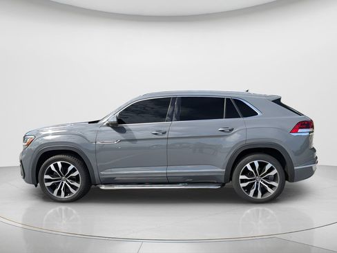 Used 2022 Volkswagen Atlas Cross Sport SEL Premium R-Line AWD/4WD image 10