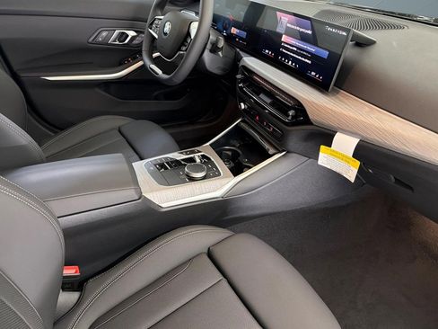 Used 2026 BMW 330i Sedan w/ Convenience Package image 27