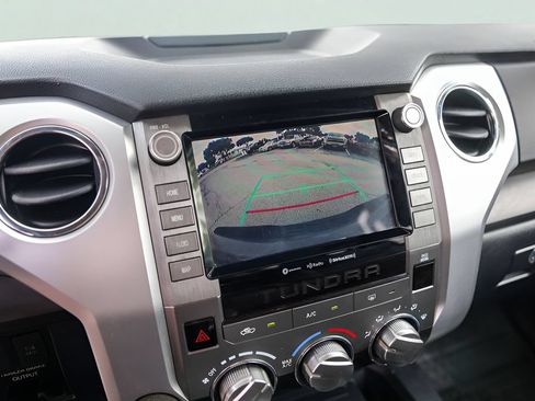 Used 2020 Toyota Tundra SR5 w/ SR5 Upgrade Package AWD/4WD image 20