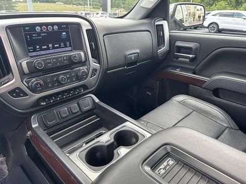 Used 2017 GMC Sierra 1500 SLT AWD/4WD image 11