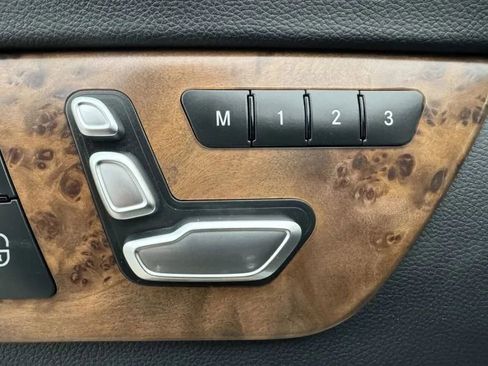 Used 2015 Mercedes-Benz CLS 550 w/ Premium Package image 41