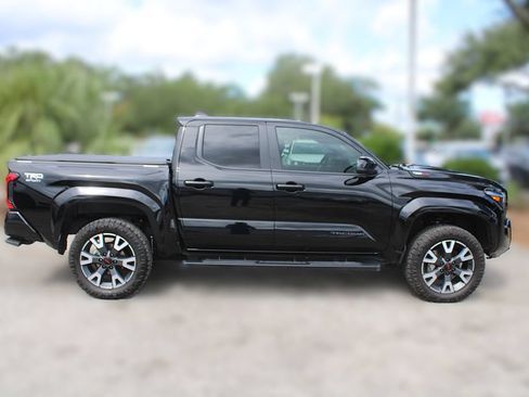 Used 2024 Toyota Tacoma TRD Sport AWD/4WD image 6
