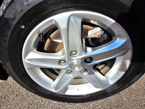 Used 2023 Chevrolet Malibu LS image 15