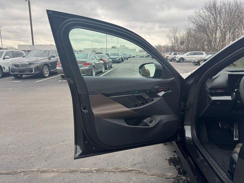 New 2026 BMW 540i xDrive w/ M Sport Package image 11