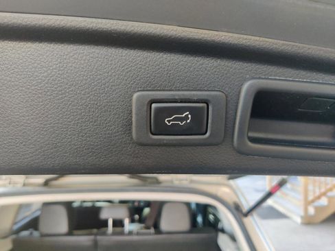 Used 2014 Subaru Forester 2.5i Limited AWD/4WD image 13