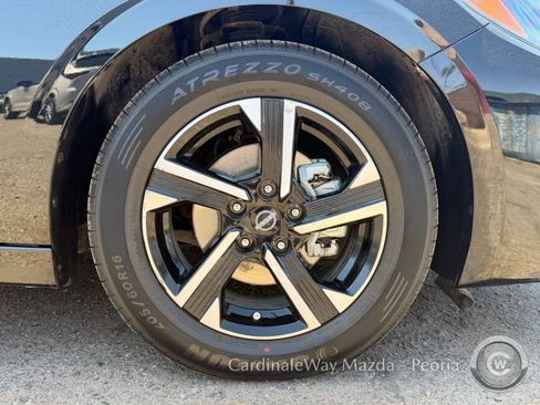 Used 2024 Nissan Sentra SV FWD image 10