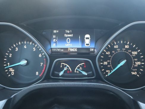 Used 2015 Ford Focus SE w/ SE Sport Package FWD image 33