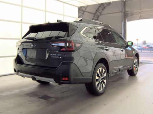 Used 2023 Subaru Outback Touring XT AWD/4WD image 7