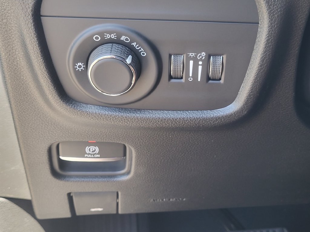 New 2026 Jeep Grand Cherokee Laredo X AWD/4WD image 26