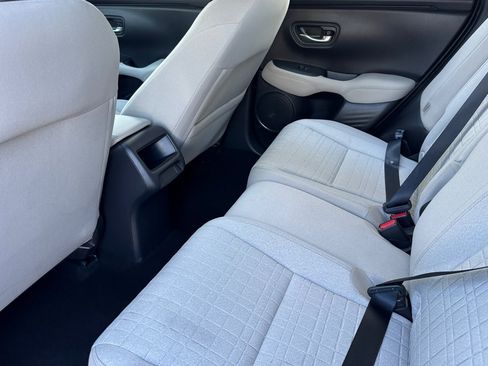 Used 2024 Honda HR-V LX image 25