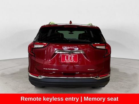 Used 2024 GMC Terrain SLT AWD/4WD image 5