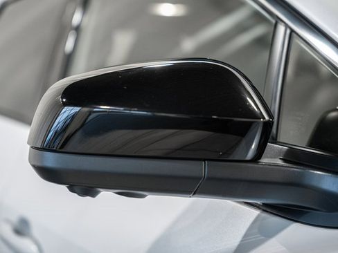 Used 2023 Toyota bZ4X Limited image 15