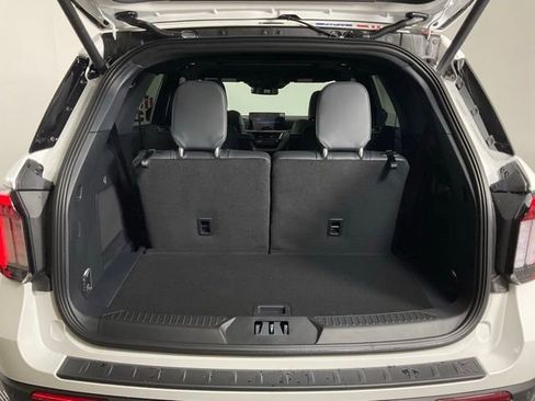 New 2026 Ford Explorer ST w/ Sun And Sound Package image 11