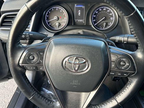 Used 2021 Toyota Camry SE FWD image 26