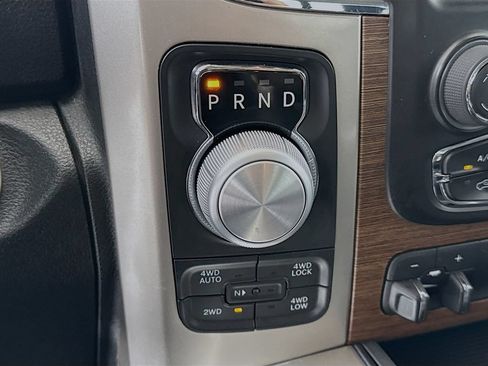 Used 2015 RAM 1500 Laramie w/ Convenience Group AWD/4WD image 16