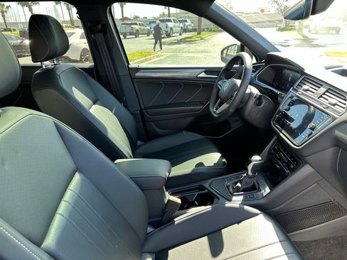 Used 2024 Volkswagen Tiguan SE R-Line w/ MDO Package, Three-Row image 24